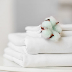 Bílé povlečení nejen pro hotely ze 100% bavlny